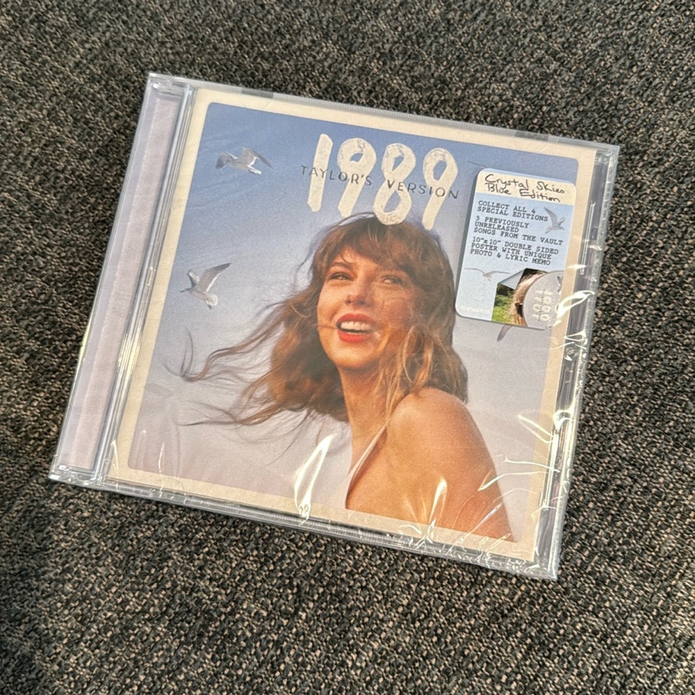 Taylor Swift 1989 CD (TAYLOR’S VERSION) BRAND NEW UNOPENED✨